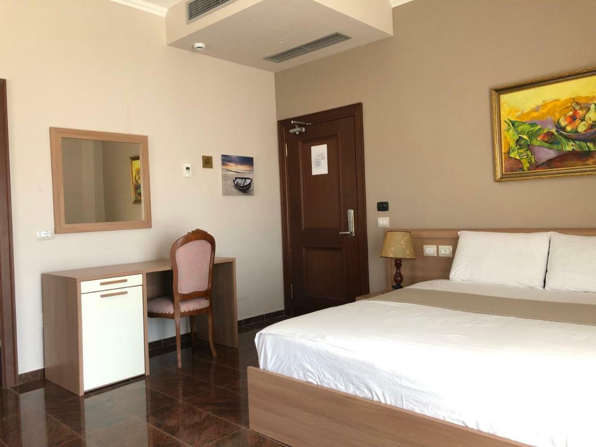 Fishta Hotel & Apartments Velipoje Luaran gambar